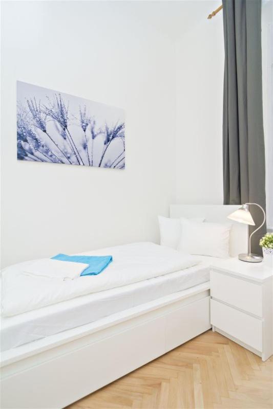 Apartments With 2 Bathrooms- 5 Minutes From Old Town - 102 M2 Praga Exterior foto